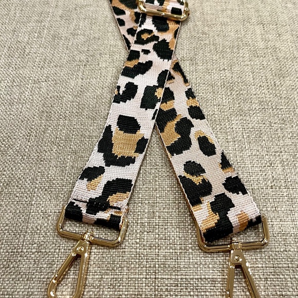 Guitar Straps Crossbody Bag Strap NWOT Leopard Print 🎁 Gift Ready - Picture 2 of 5